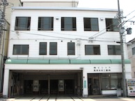 愛知県春日井市にある集成材（化粧ばり造作用集成材・変形集成材）不燃木材・丸加工の製造販売・コーンカロリーメータテスト・特注家具／店舗什器 | 株式会社ビシュウの外観写真